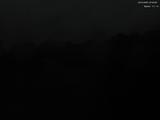 03 : 04