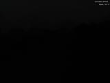 05 : 32
