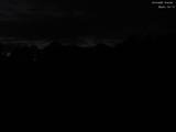 19 : 44