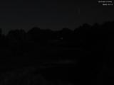 21 : 04