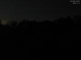 04 : 00