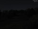 23 : 00