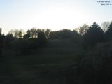 19 : 44