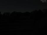 03 : 32