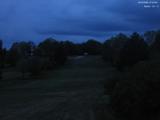 21 : 04