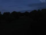 04 : 00