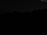 23 : 04