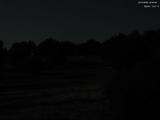 02 : 00