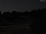 03 : 00