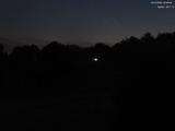 22 : 08