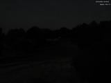 23 : 00