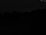 03 : 04
