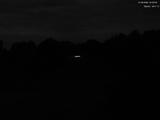 04 : 00