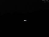 03 : 32
