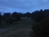 06 : 00