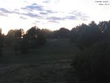 19 : 44