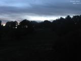 19 : 56