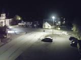 02 : 00