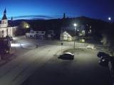 04 : 48