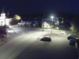 21 : 08