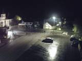 02 : 00