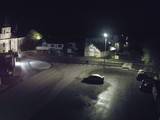 04 : 00