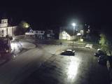 01 : 52