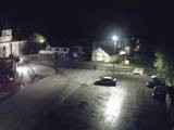 02 : 04