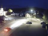 21 : 04
