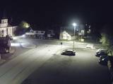 03 : 00