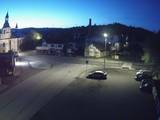 04 : 48