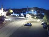 21 : 00