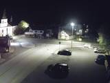 23 : 00