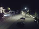 03 : 32