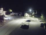02 : 00