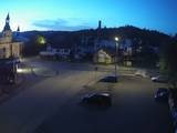 04 : 52