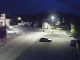 03 : 40