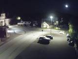 02 : 00