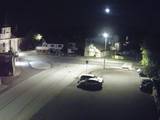 02 : 04