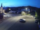 03 : 48