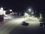 01 : 00