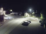 02 : 00