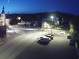 03 : 32