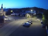 03 : 52