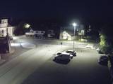 03 : 04