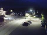 03 : 32