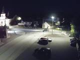 23 : 00