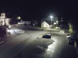 01 : 00