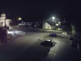 03 : 08