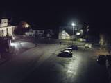 03 : 32
